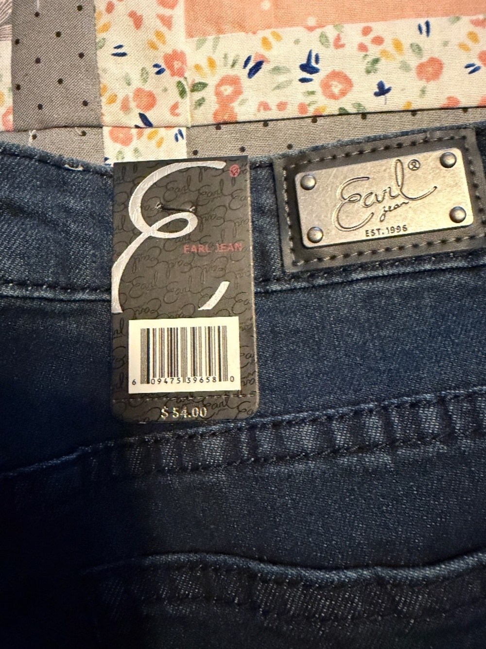 Earl Jean, free-to-be, darker denim, NWT, size 12, straight leg, ladies